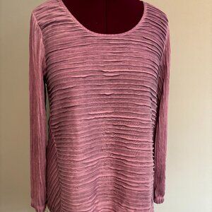 SOFT SURROUNDINGS LADIES SIZE L PULL OVER LAVENDER TOP LONG SLEEVES NWT